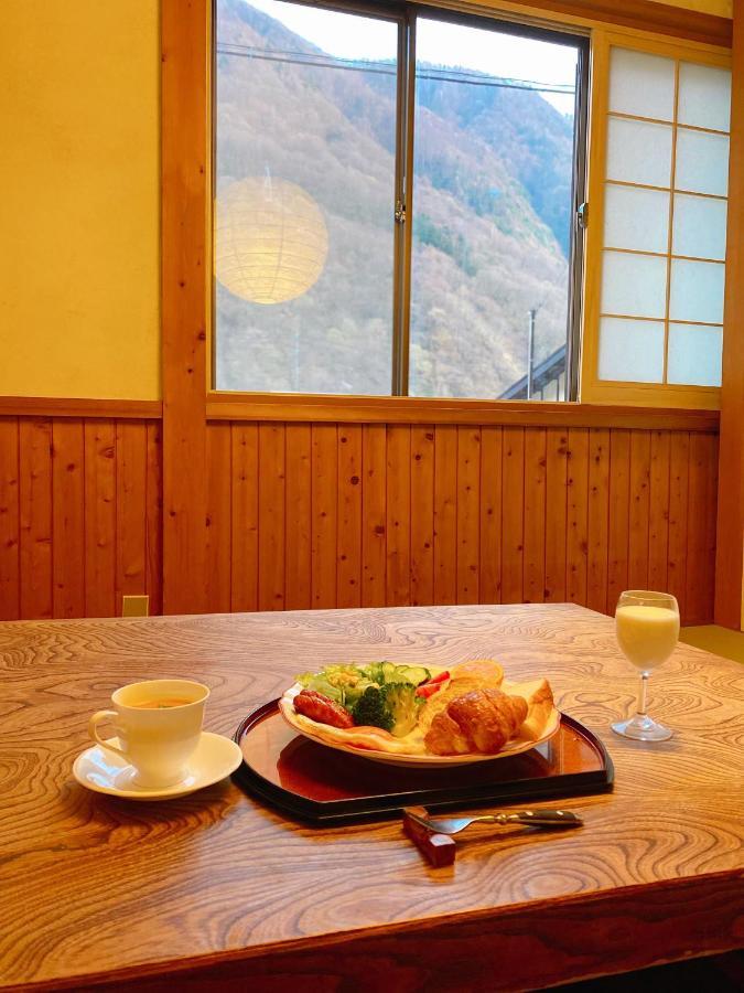 Hakuunsou Hotel Takayama  Bagian luar foto